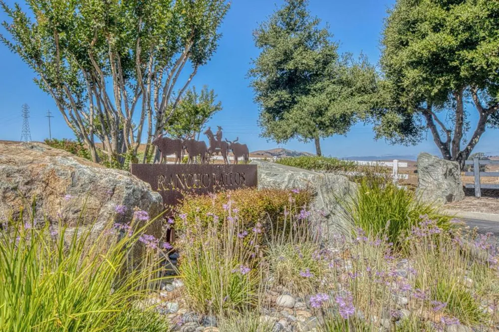 385 Via Vaquero Norte San Juan Bautista, CA 95045