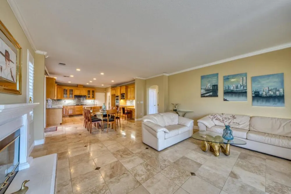 385 Via Vaquero Norte San Juan Bautista, CA 95045