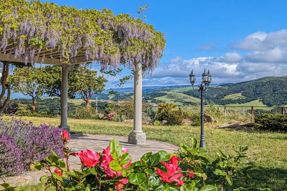 385 Via Vaquero Norte San Juan Bautista, CA 95045
