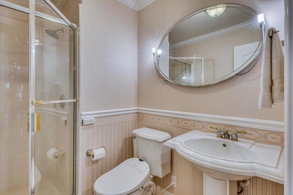 385 Via Vaquero Norte San Juan Bautista, CA 95045