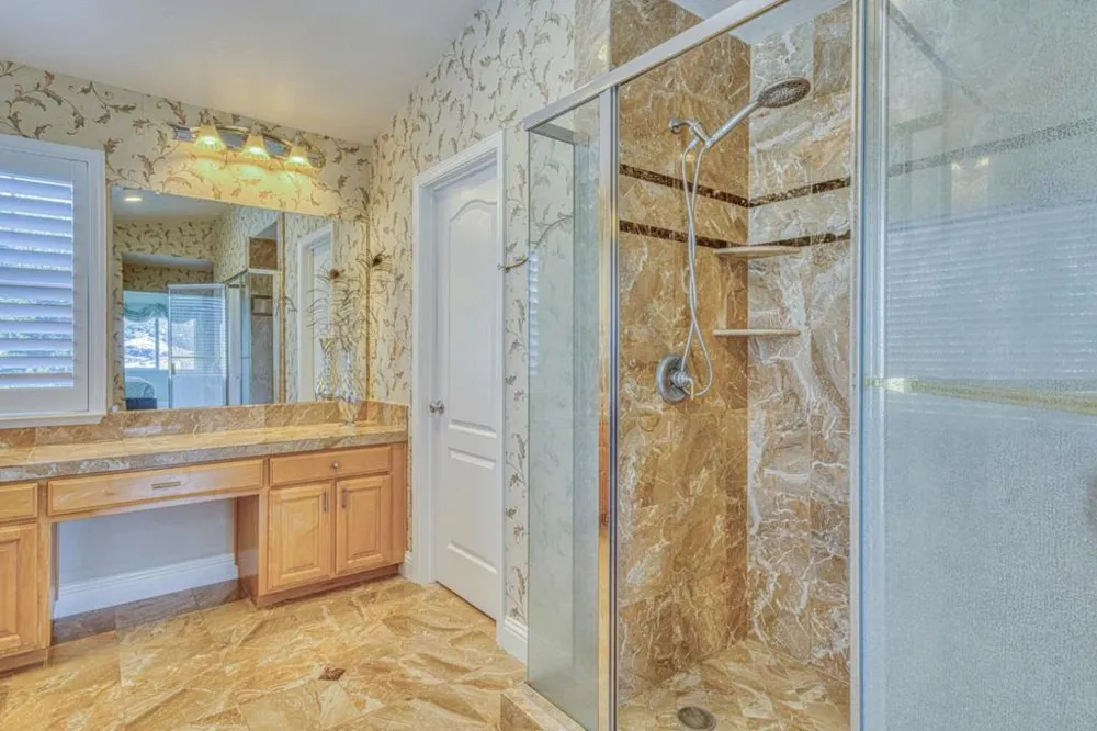 385 Via Vaquero Norte San Juan Bautista, CA 95045