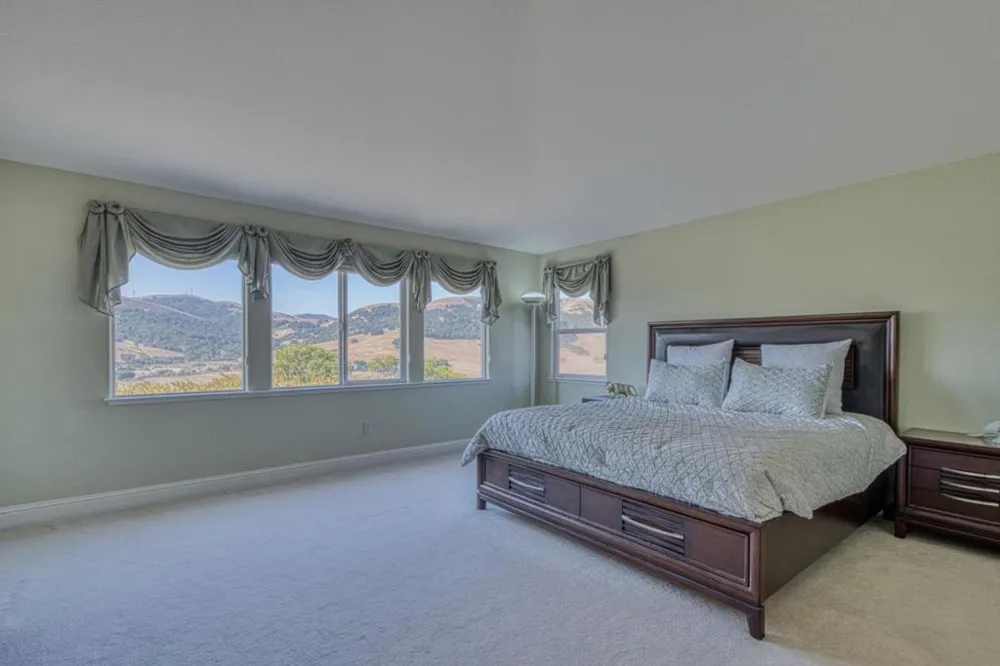 385 Via Vaquero Norte San Juan Bautista, CA 95045