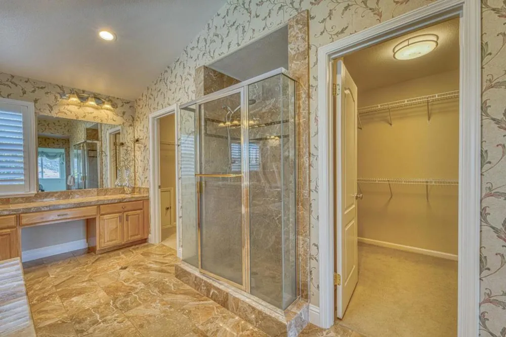 385 Via Vaquero Norte San Juan Bautista, CA 95045