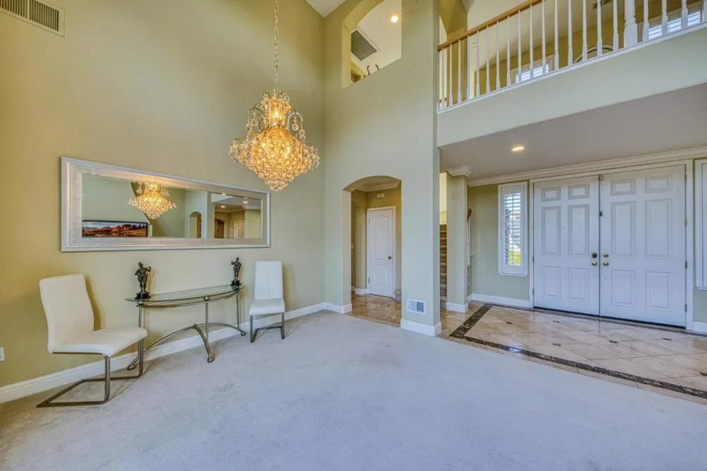 385 Via Vaquero Norte San Juan Bautista, CA 95045