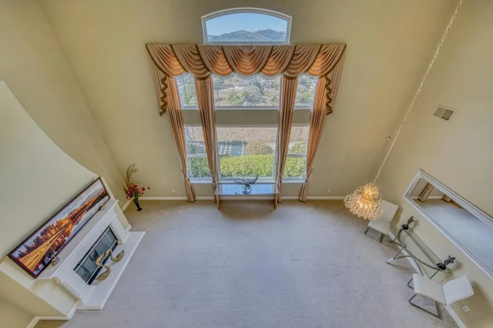 385 Via Vaquero Norte San Juan Bautista, CA 95045