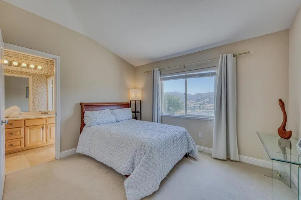 385 Via Vaquero Norte San Juan Bautista, CA 95045