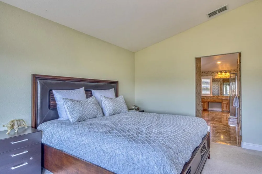 385 Via Vaquero Norte San Juan Bautista, CA 95045