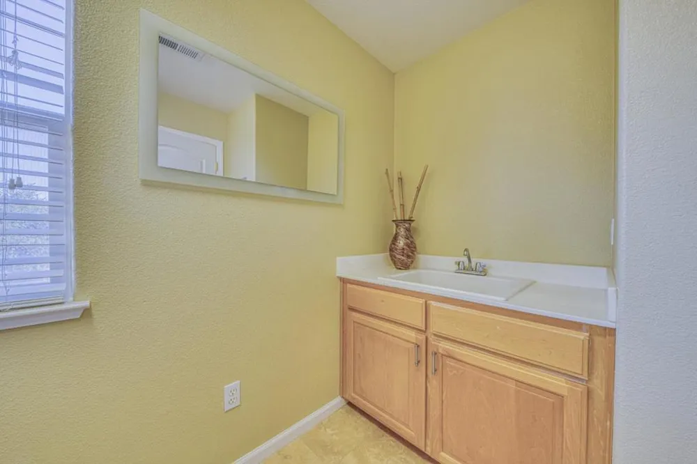385 Via Vaquero Norte San Juan Bautista, CA 95045