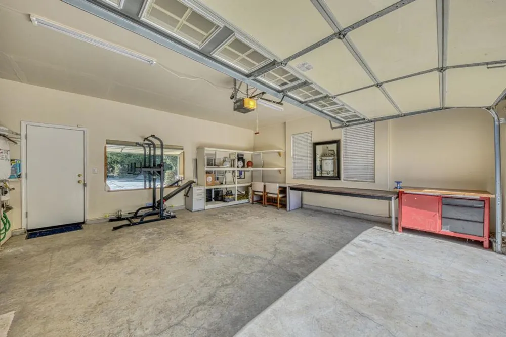 385 Via Vaquero Norte San Juan Bautista, CA 95045