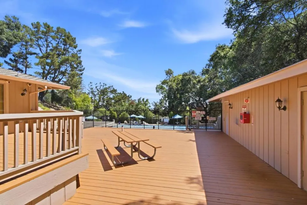 22890 Cricket Hill Road Cupertino, CA 95014