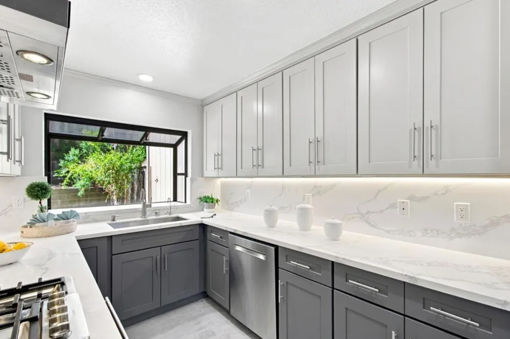 22890 Cricket Hill Road Cupertino, CA 95014