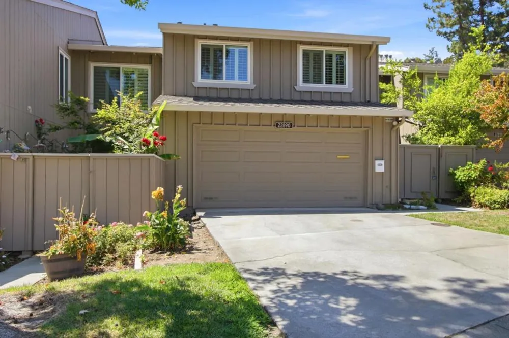 22890 Cricket Hill Road Cupertino, CA 95014