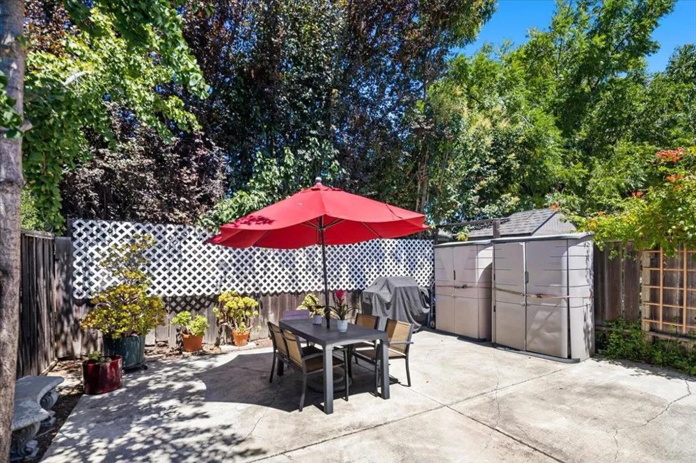 3523 Page Street Redwood City, CA 94063