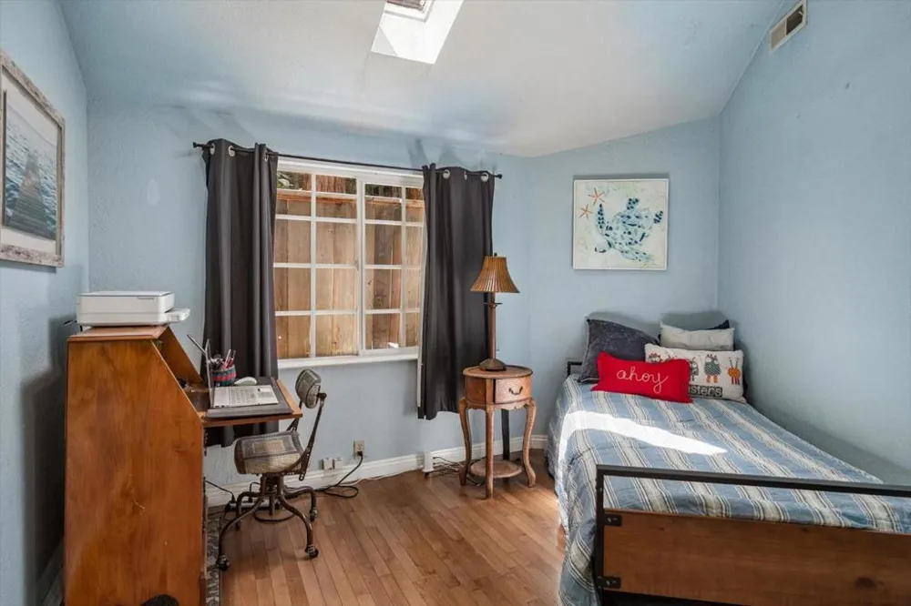 17515 Comanche Trail Los Gatos, CA 95033