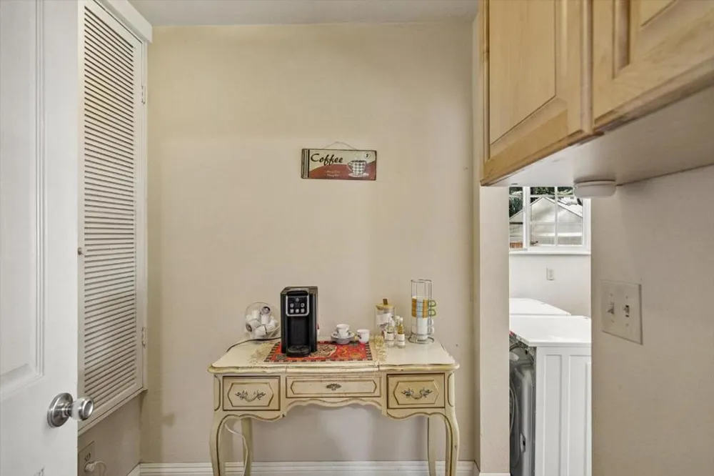 17515 Comanche Trail Los Gatos, CA 95033