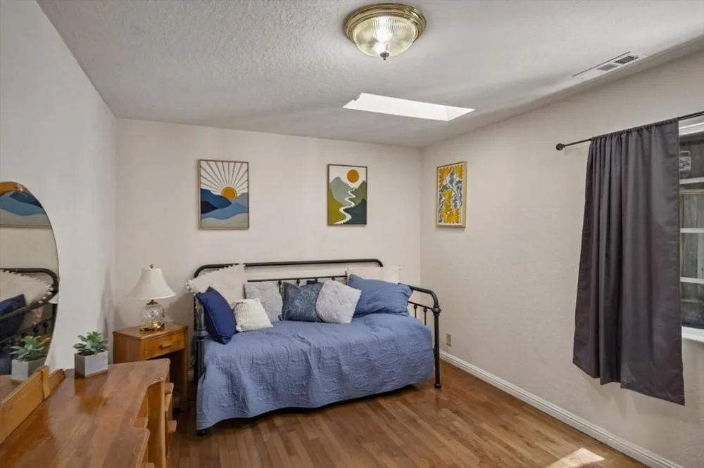 17515 Comanche Trail Los Gatos, CA 95033
