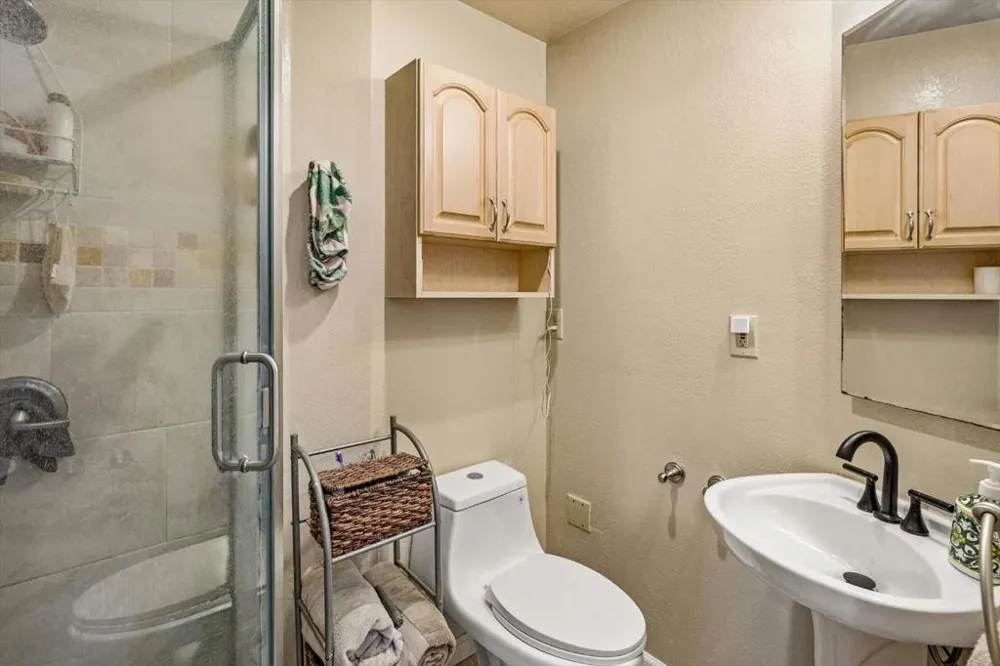 17515 Comanche Trail Los Gatos, CA 95033
