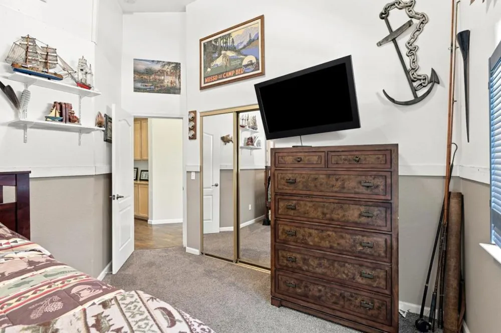 647 Elmwood Drive Los Banos, CA 93635