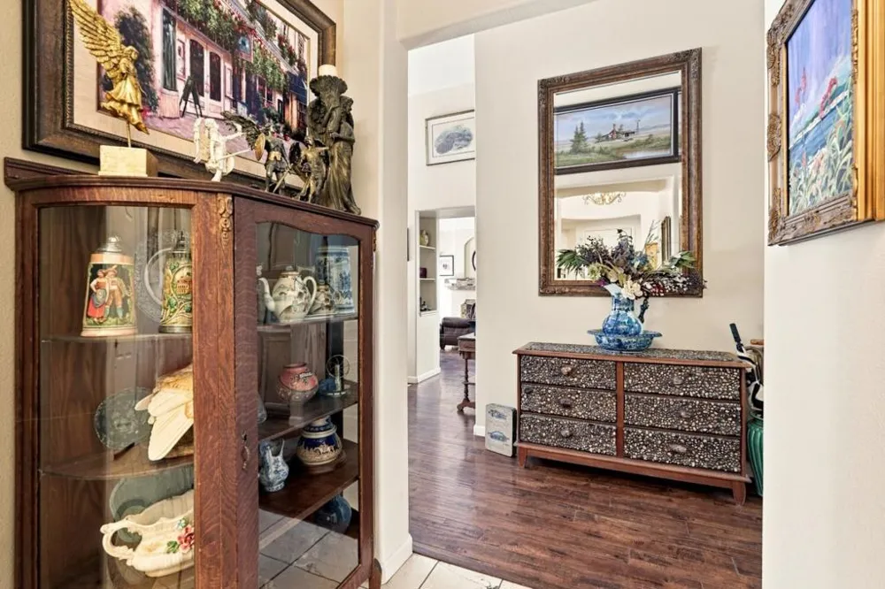 647 Elmwood Drive Los Banos, CA 93635