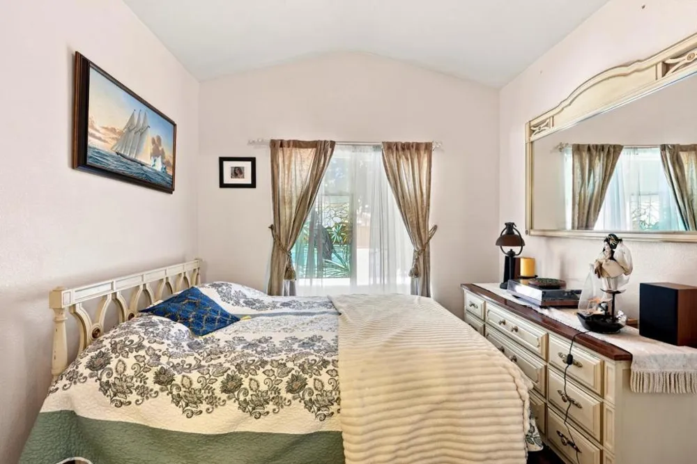 647 Elmwood Drive Los Banos, CA 93635