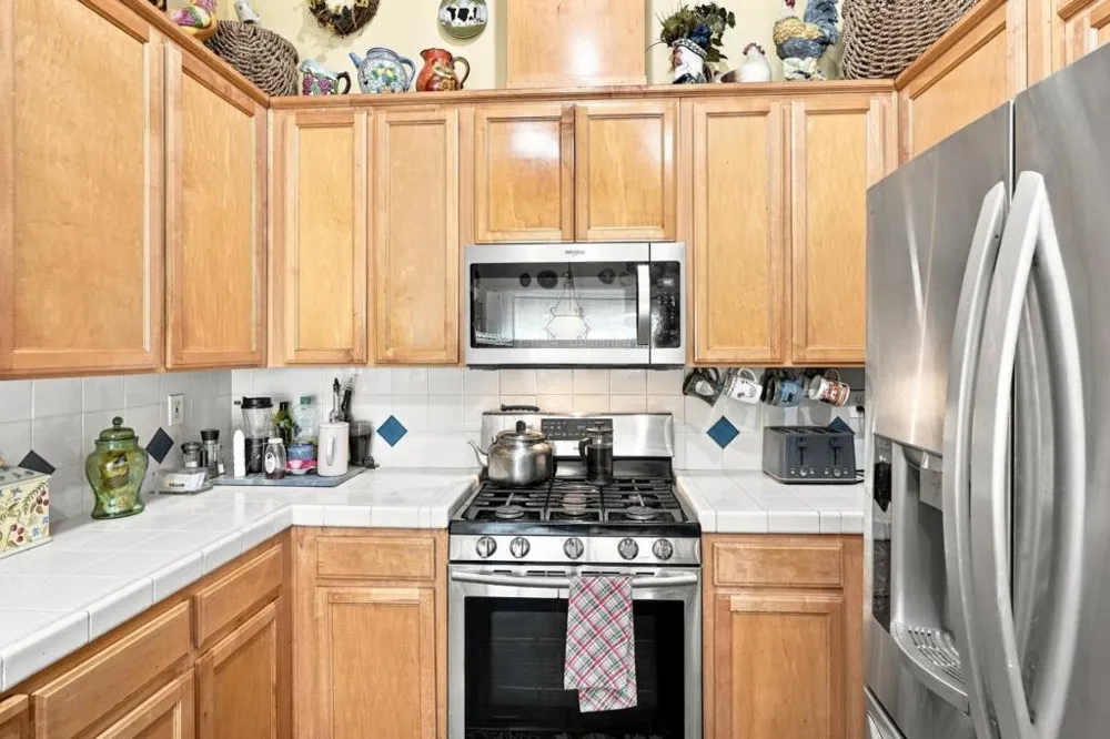647 Elmwood Drive Los Banos, CA 93635
