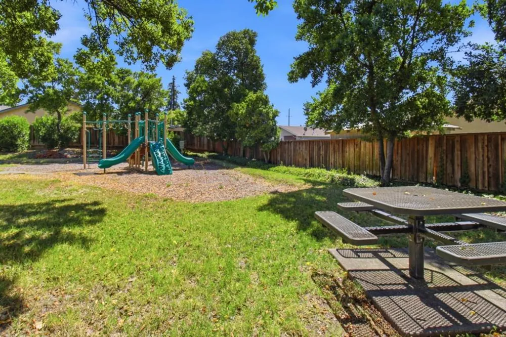 3530 Silver Oaks Way Livermore, CA 94550