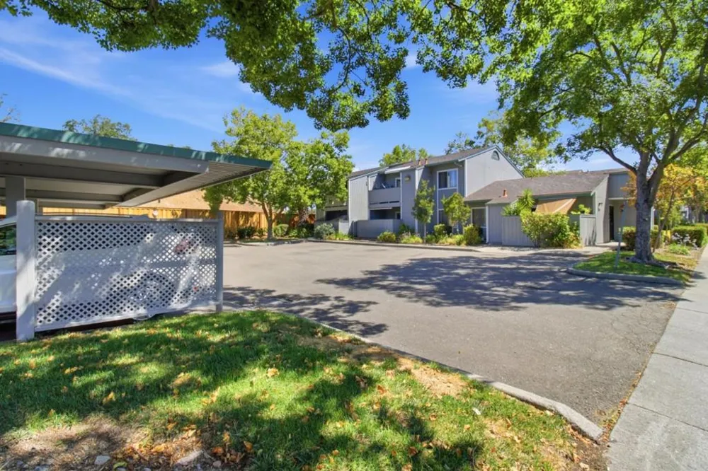 3530 Silver Oaks Way Livermore, CA 94550