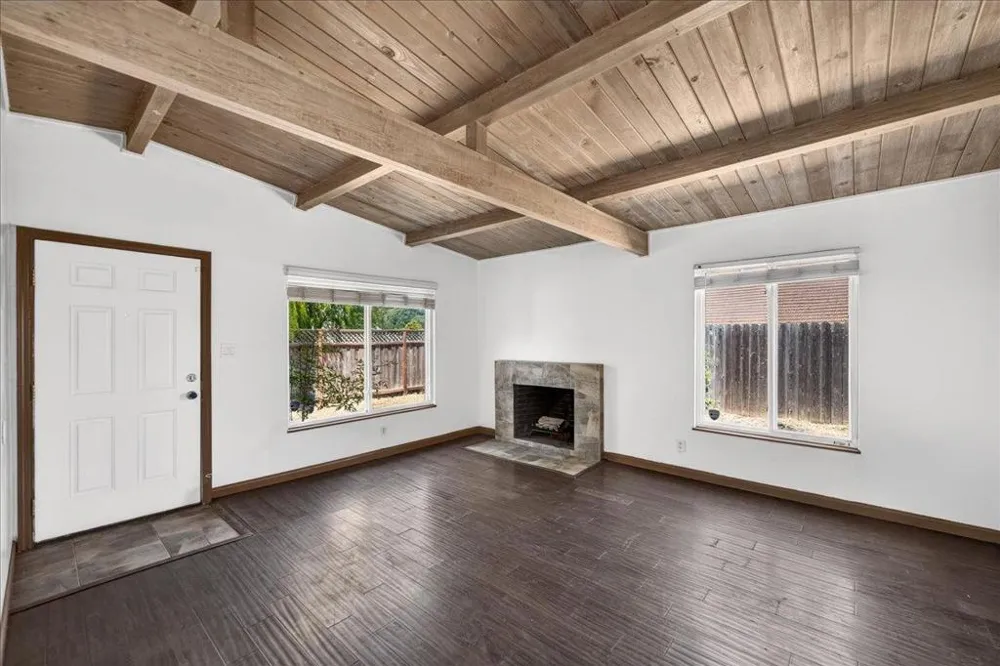1111 Marionola Way Pinole, CA 94564