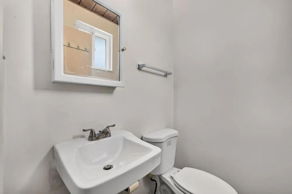 1111 Marionola Way Pinole, CA 94564