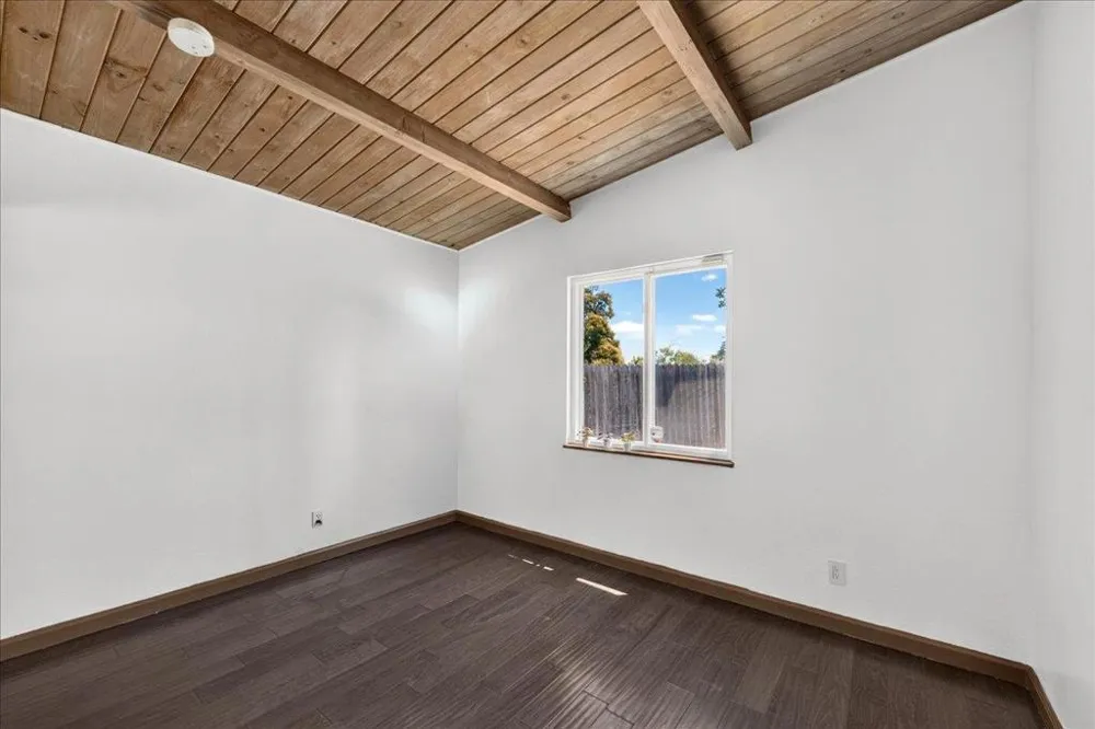1111 Marionola Way Pinole, CA 94564