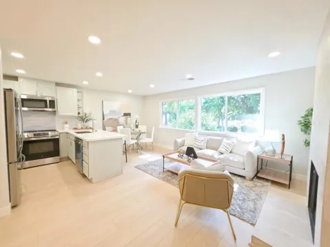 4849 Cherrythorne Lane