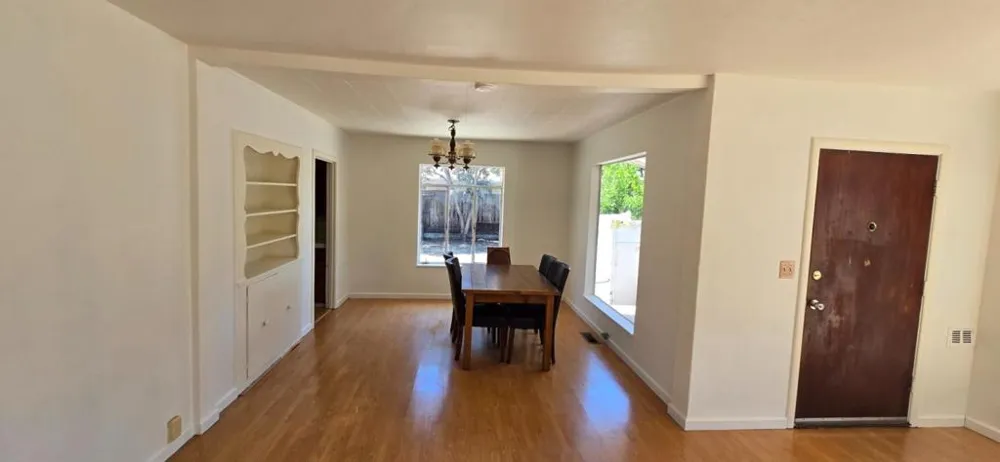 393 Beemer Avenue Sunnyvale, CA 94086