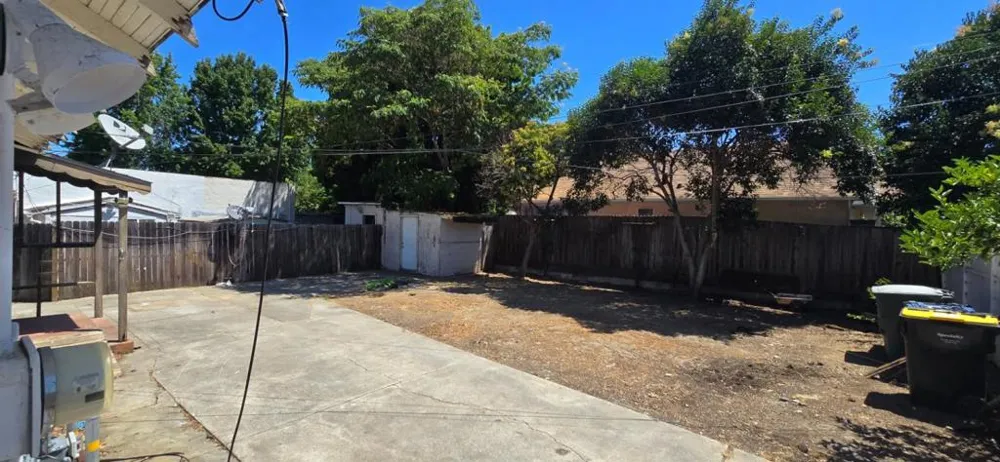 393 Beemer Avenue Sunnyvale, CA 94086