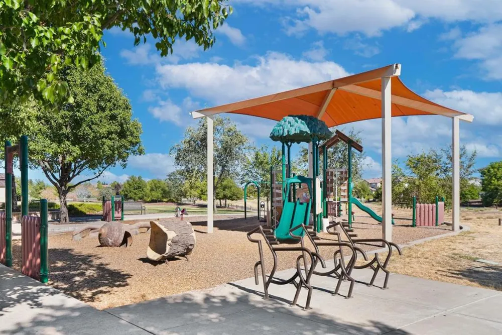 5272 Glimmer Way Sacramento, CA 95835