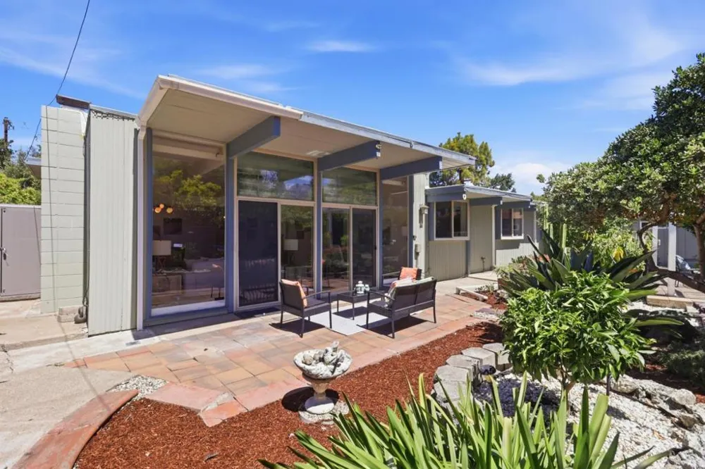 256 E Charleston Road Palo Alto, CA 94306