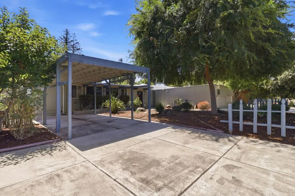 256 E Charleston Road Palo Alto, CA 94306