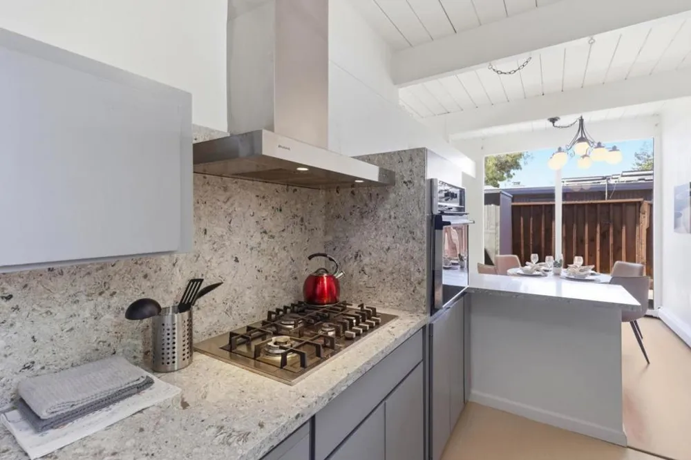 256 E Charleston Road Palo Alto, CA 94306