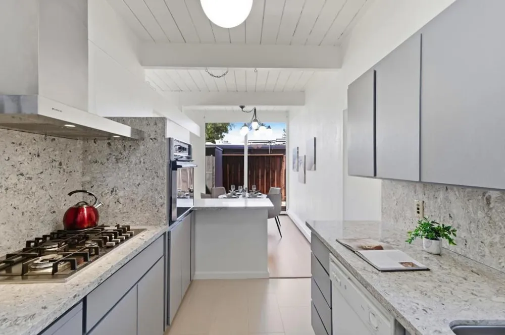 256 E Charleston Road Palo Alto, CA 94306