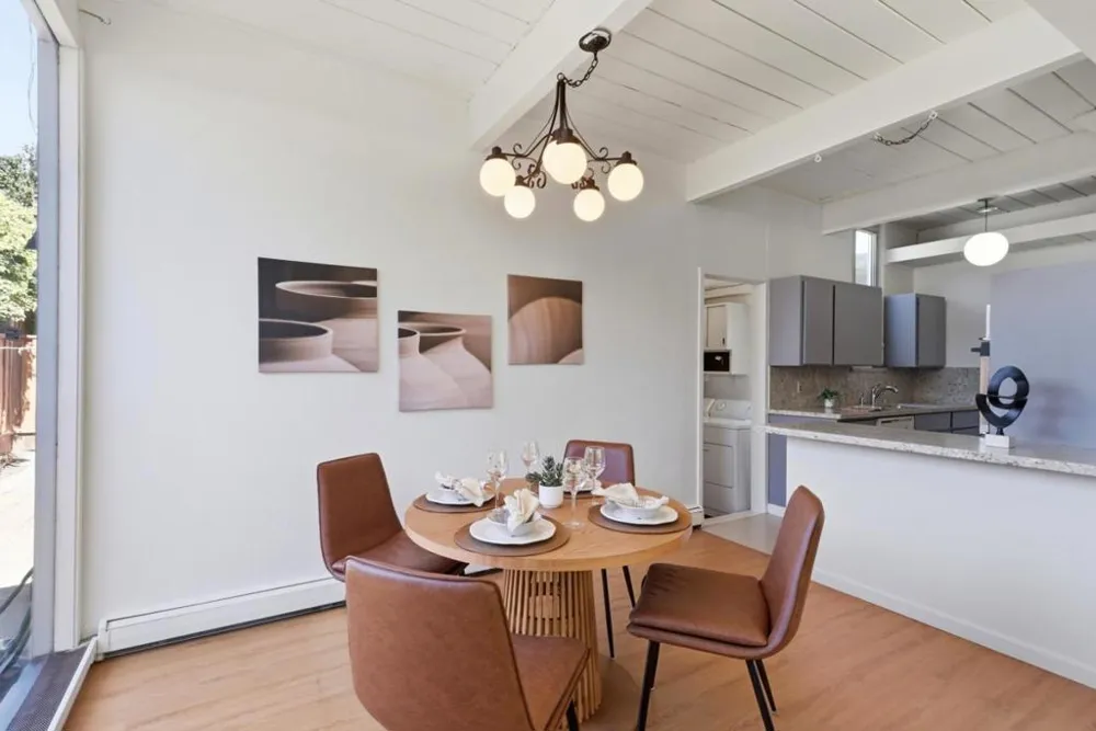 256 E Charleston Road Palo Alto, CA 94306