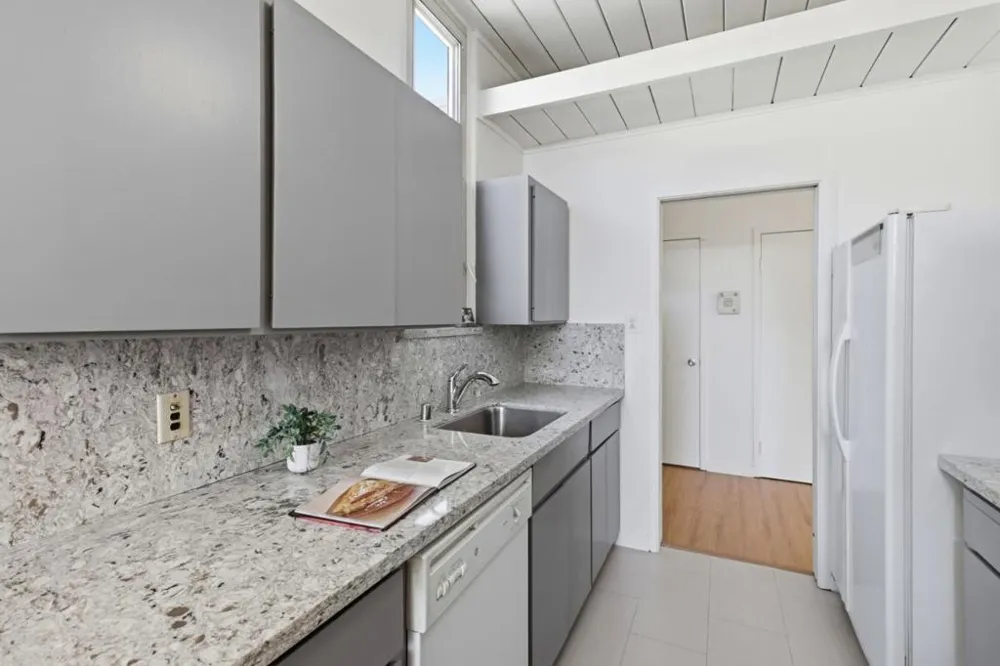 256 E Charleston Road Palo Alto, CA 94306