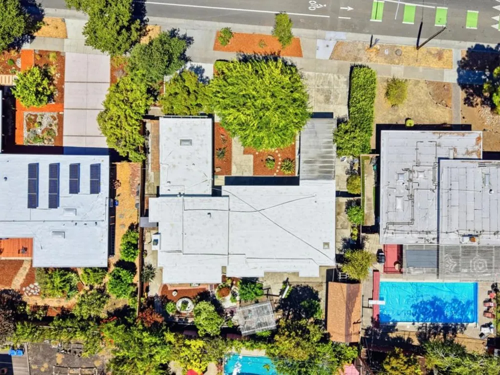 256 E Charleston Road Palo Alto, CA 94306