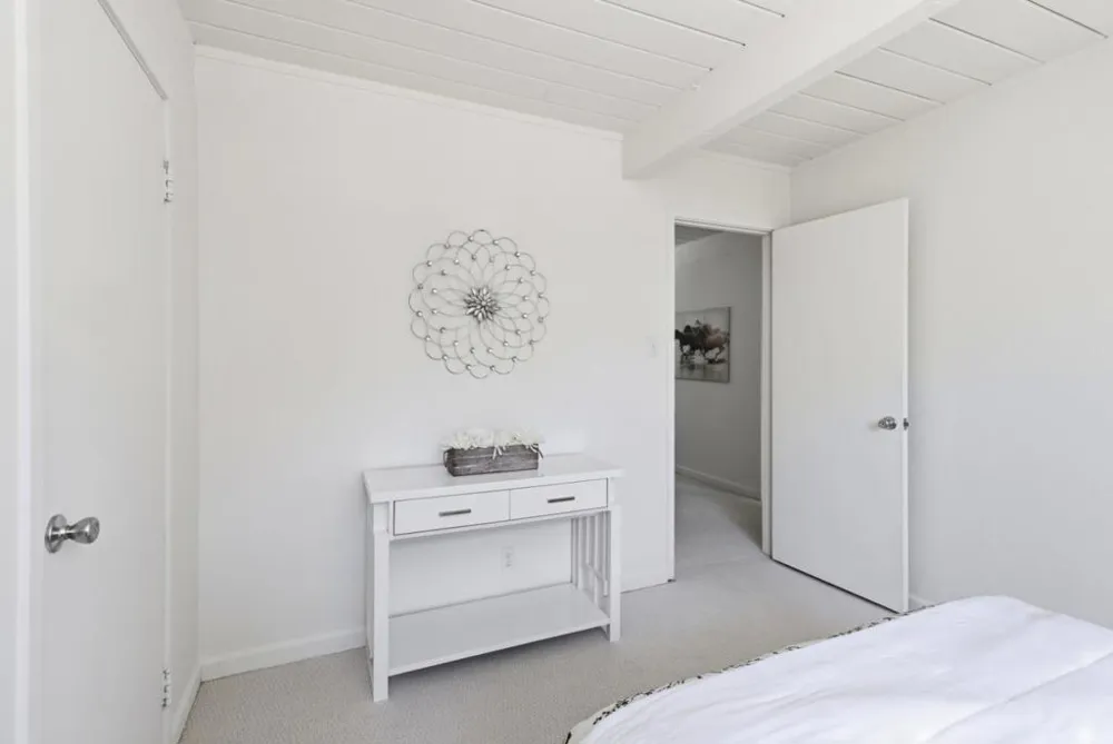 256 E Charleston Road Palo Alto, CA 94306