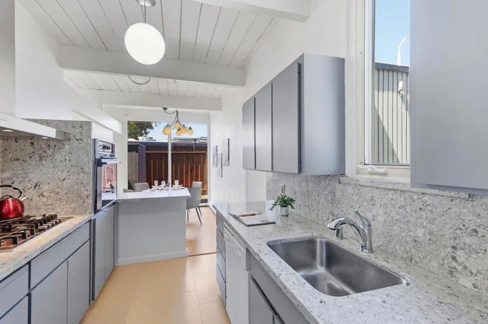 256 E Charleston Road Palo Alto, CA 94306