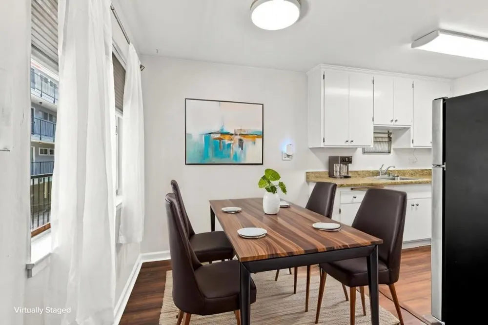 3877 Howe Street #108 Oakland, CA 94611