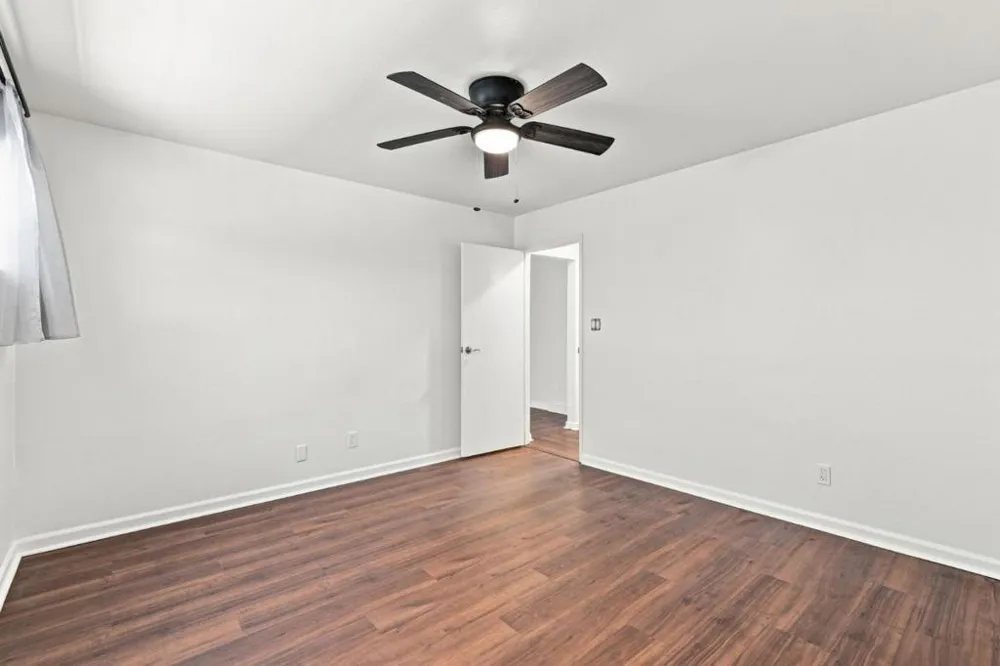 3877 Howe Street #108 Oakland, CA 94611