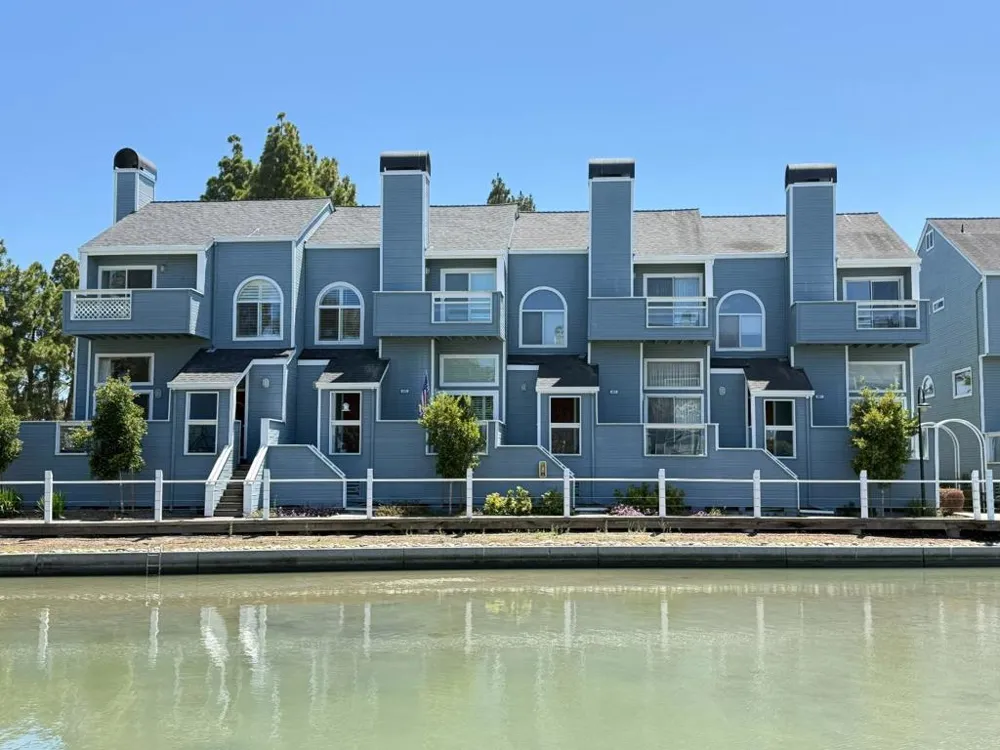 881 Boardwalk Place Redwood City, CA 94065