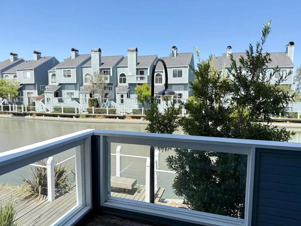 881 Boardwalk Place Redwood City, CA 94065