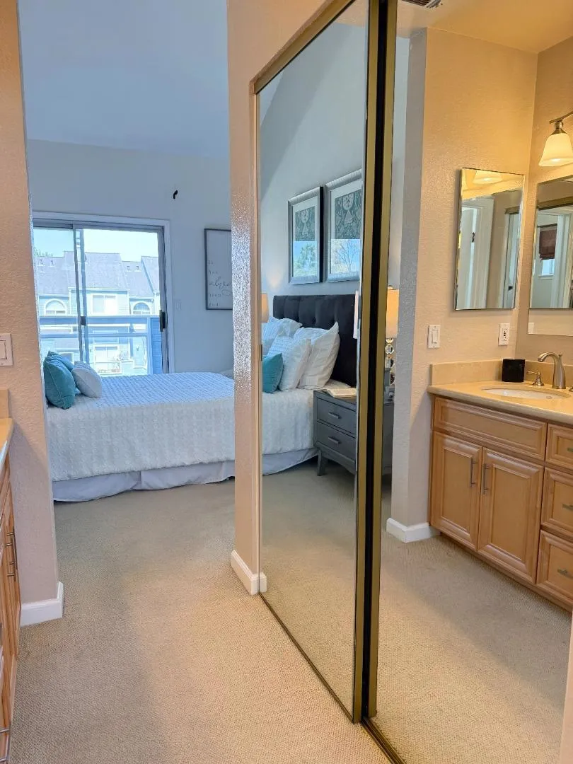 881 Boardwalk Place Redwood City, CA 94065