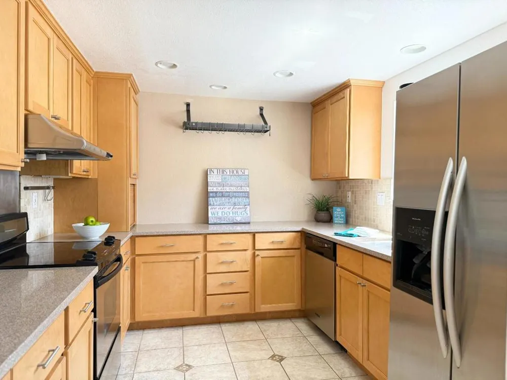 881 Boardwalk Place Redwood City, CA 94065