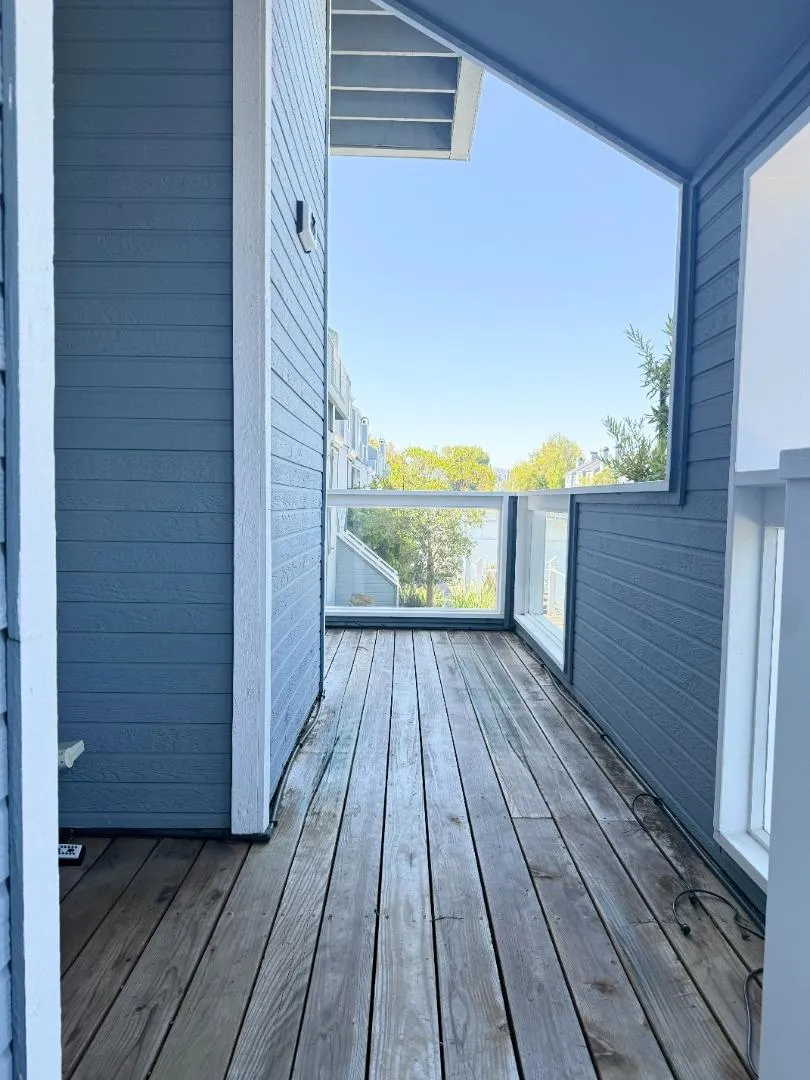 881 Boardwalk Place Redwood City, CA 94065
